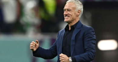 Perancis asuhan Didier Deschamps akan berusaha untuk mendapatkan tempat di empat besar dengan mengorbankan Portugal