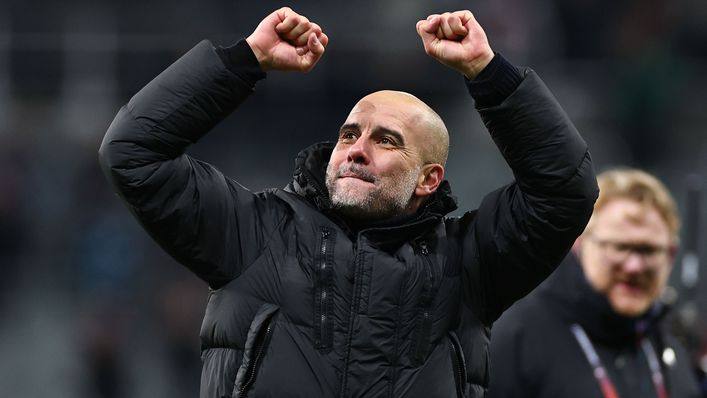 Pep Guardiola mengincar gelar juara Liga Primer Inggris kelima secara beruntun musim ini